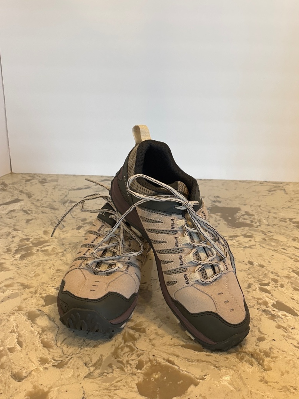 Women’s Merrell Crosslander 3 Hiking Shoes Taupe Grey Size 9.5